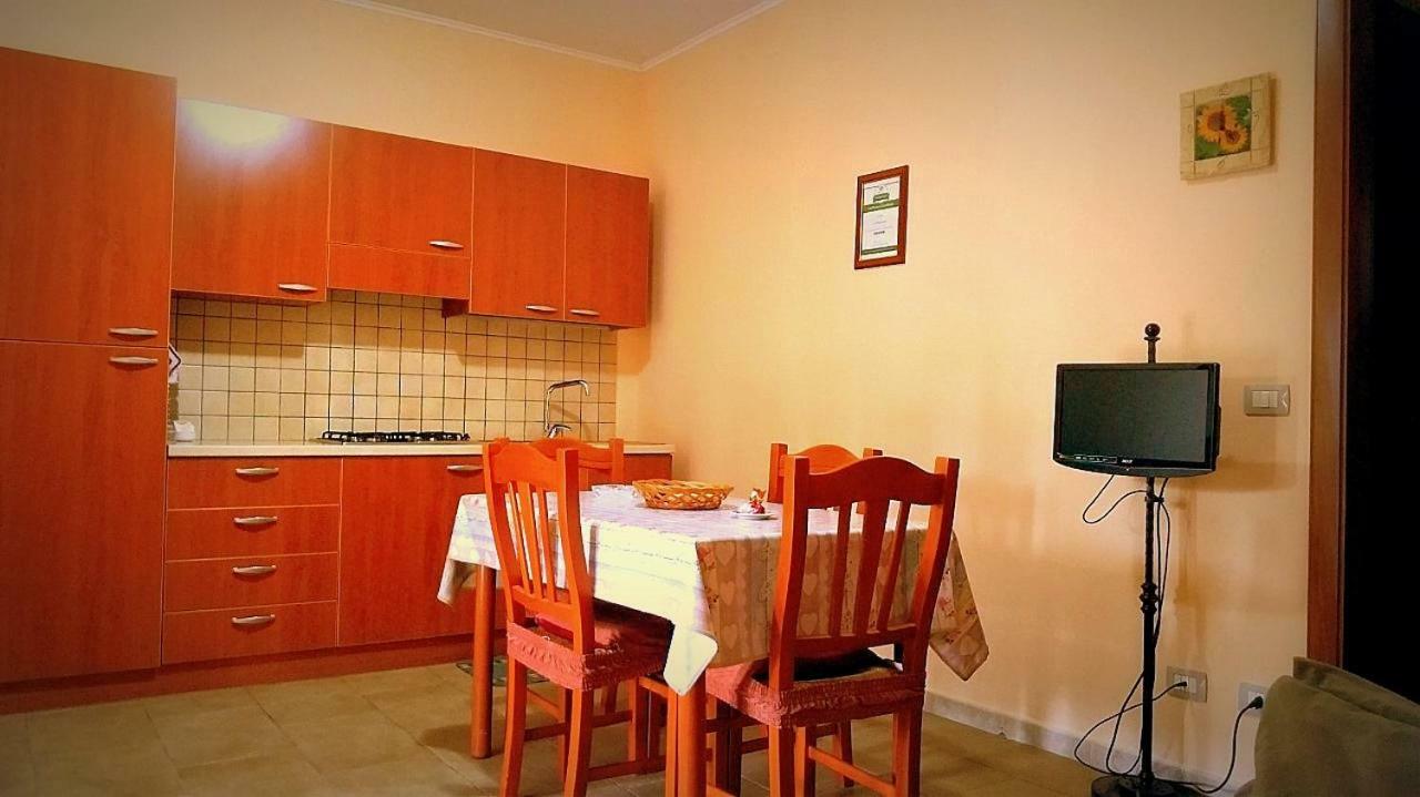 B&B Di Angela Scotellaro Palmariggi Kültér fotó